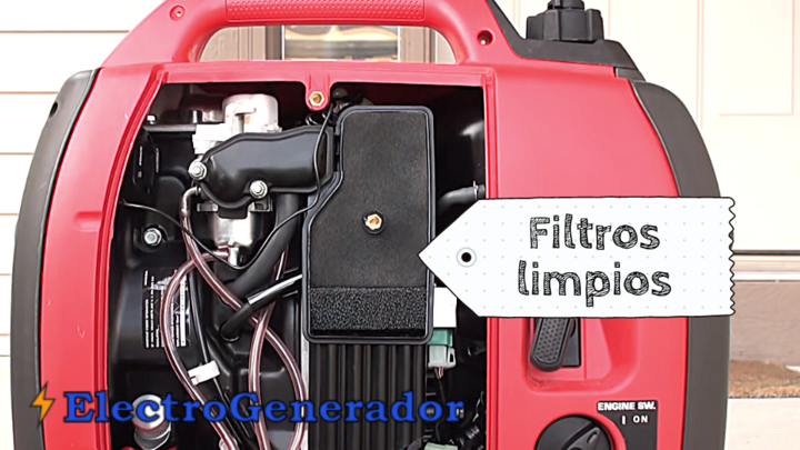 Filtros de aire limpios de vuelta en el generador HondaEU 2000i